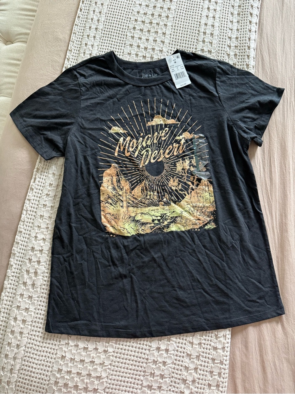 NEW Zoe + Liv Black Mojave Desert Tee Size M